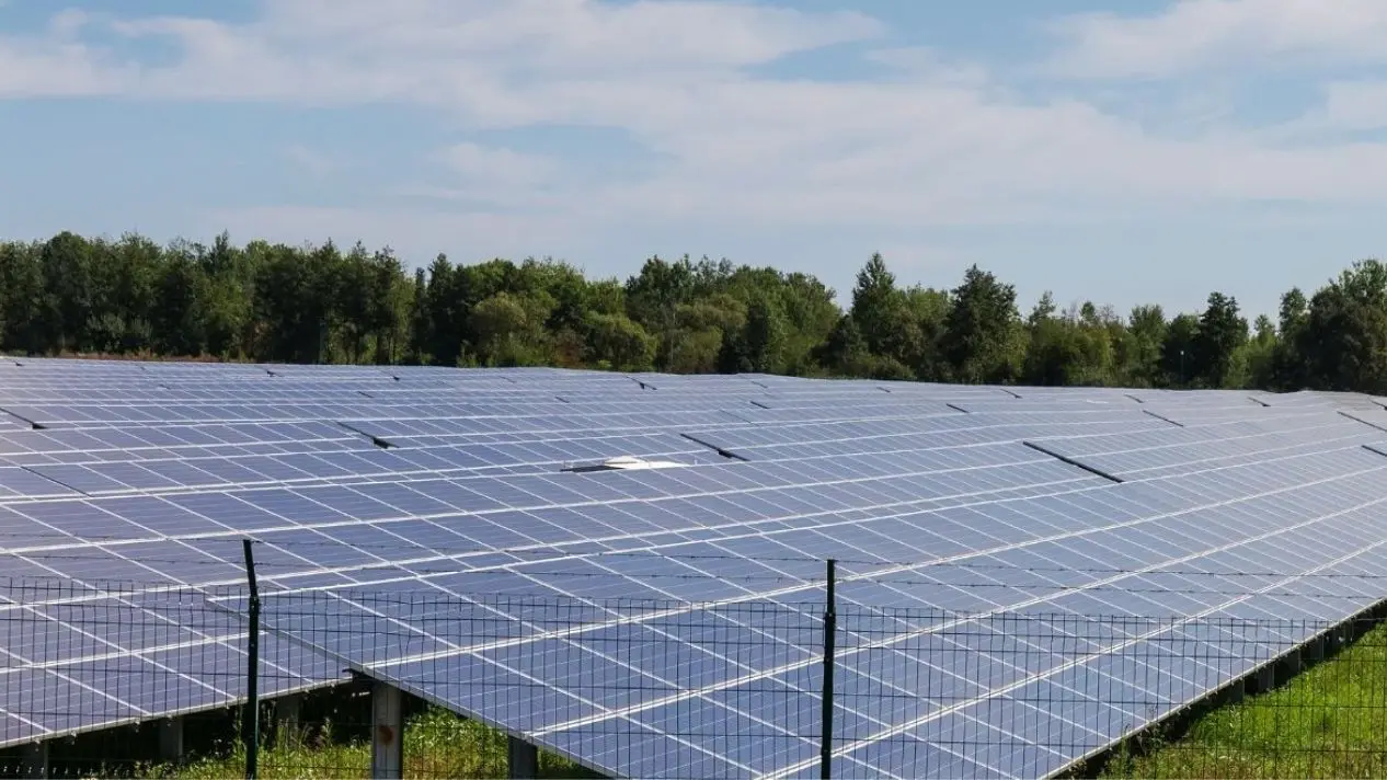 Centrale solaire au sol développée par Phénix Solar